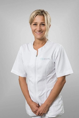 dr Ewa Pijet - lekarz stomatolog